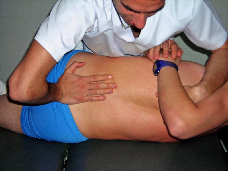 osteopathe-ST CYR SUR MER-min_osteopathy-212590